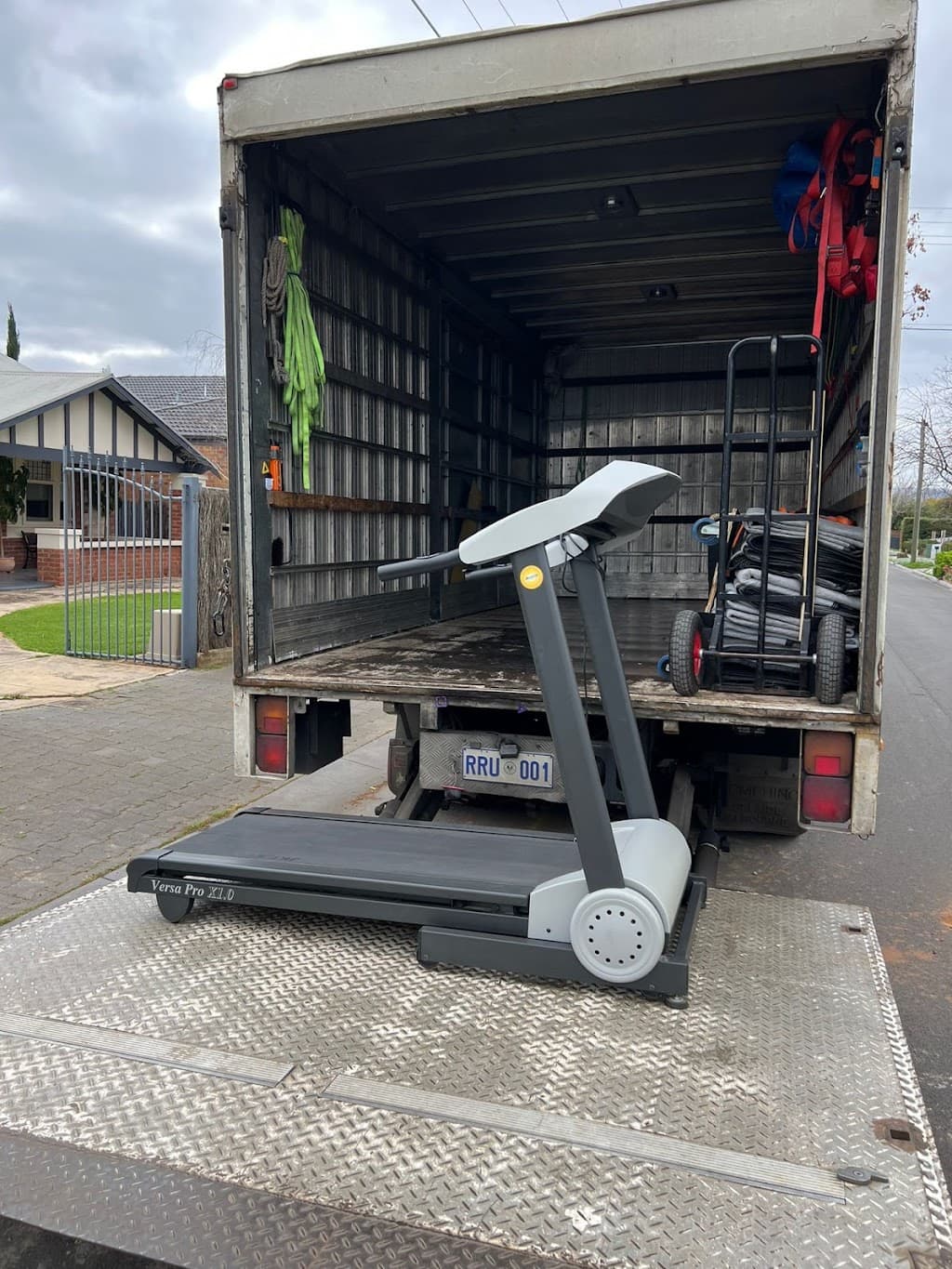 Removals R Us