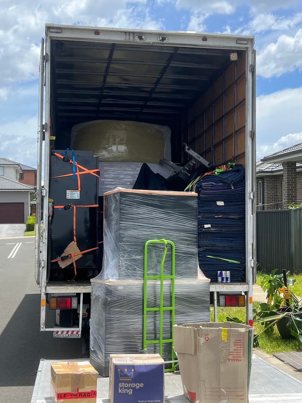 In N Out Removalist