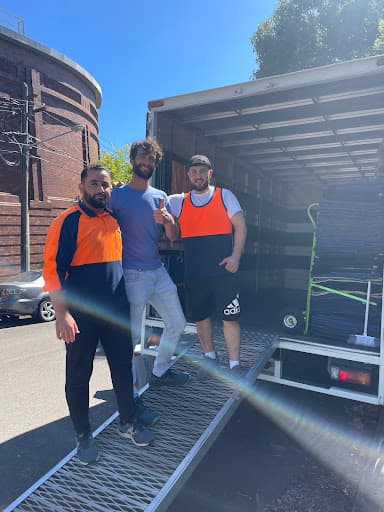 Hard & Fast Removalists — Customer photo