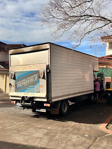 Trucking Awesome Removals — Customer photo