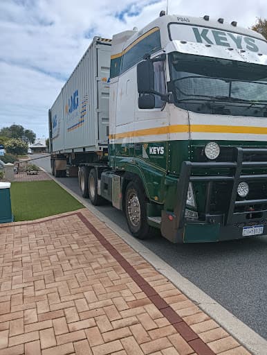 KEYS The Moving Solution — Customer photo