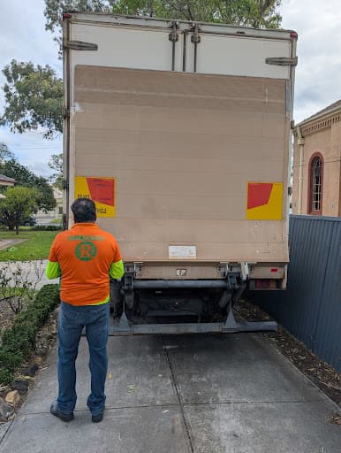 Rmoverz – Adelaide Furniture Removalists & Movers — Customer photo
